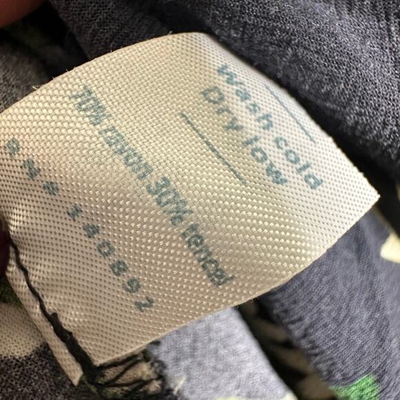 Marine Layer Emlyn Floral Wrap Midi Dress In Navy Floral Print Size Medium - Picture 6 of 6